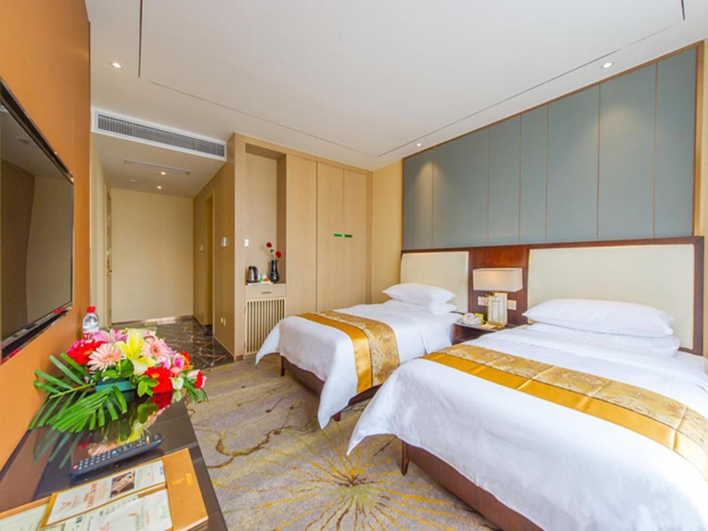 Vienna International Hotel Diecai Wanda High Speed ​​Rail Station Guilin Exterior photo